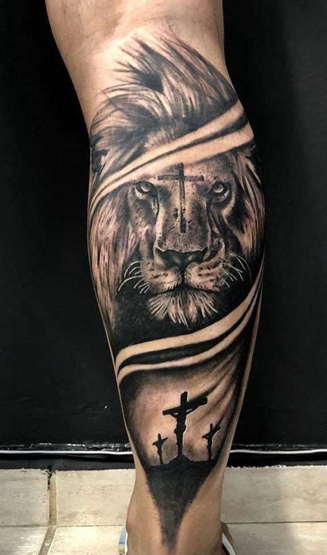 Tattoo leao coxa masculina